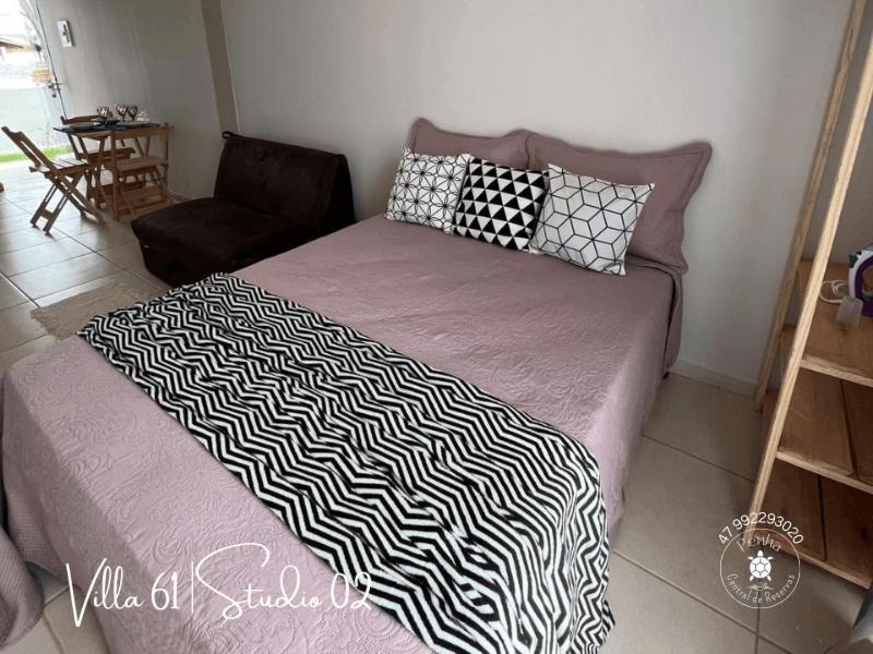 Villa 61 | Hospedagem - Praia De Armacao - Beto Carrero Penha  Extérieur photo